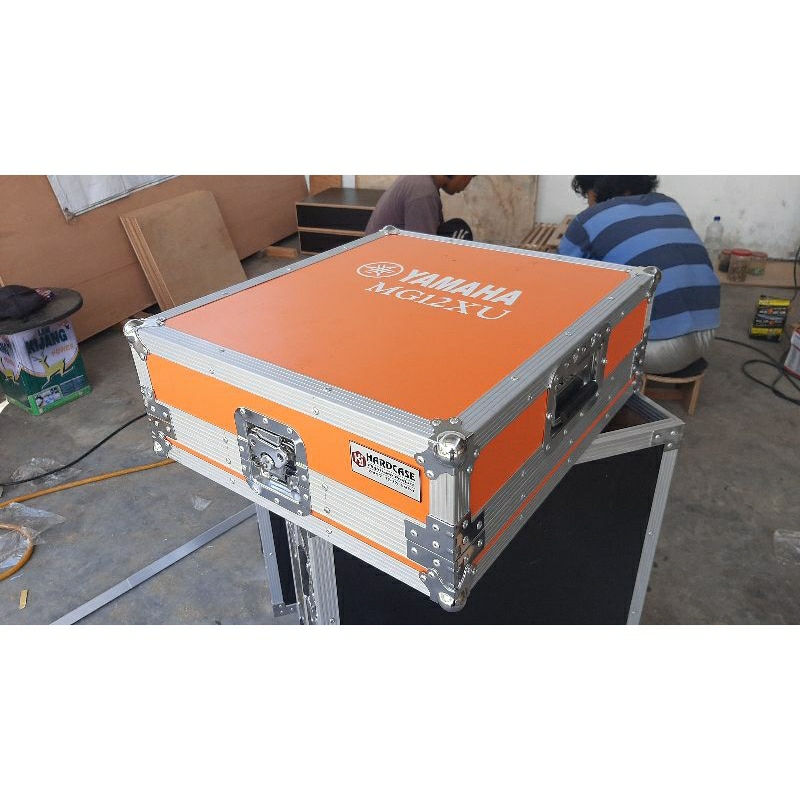 Hardcase mixer 12 channel