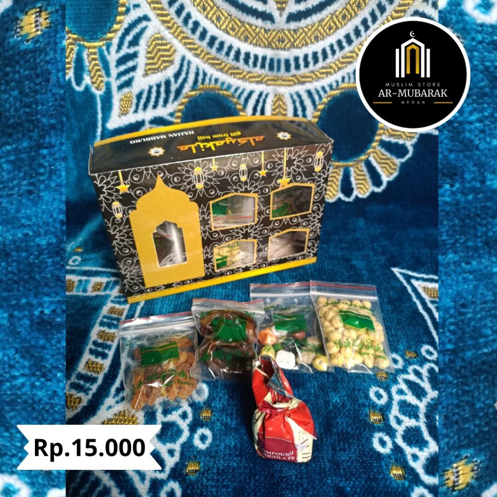 

Paket oleh oleh haji dus persegi panjang hitam ekonomis