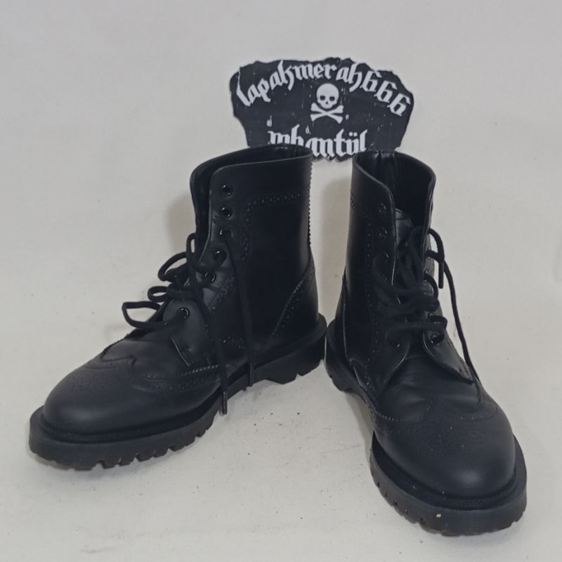 DR MARTENS ORMOND BLACK NOIR WINGTIP no 9(43)