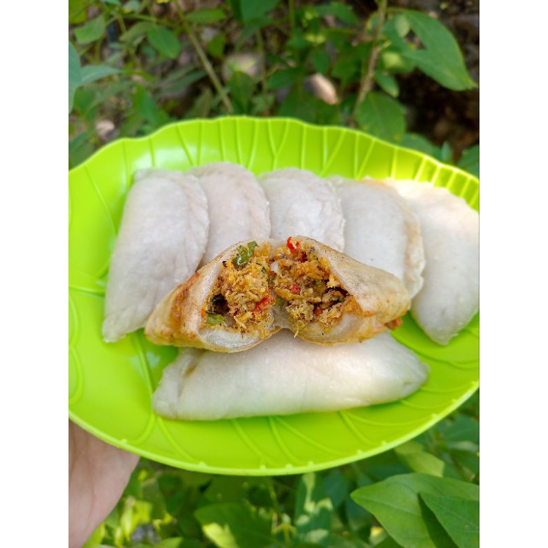 

cireng jumbo (diameter 10cm)