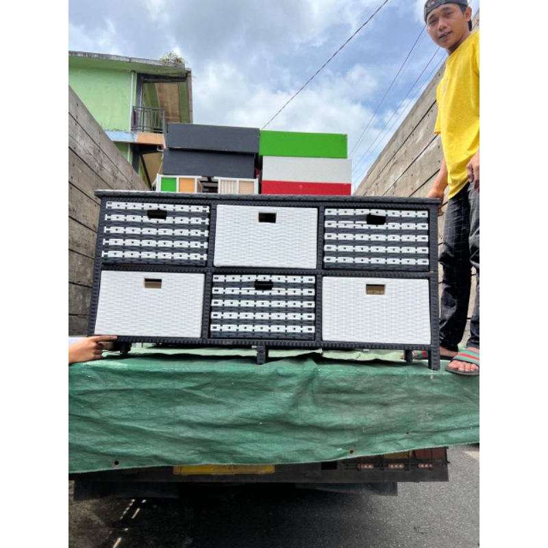 Lemari Rotan Sintetis 6 Laci