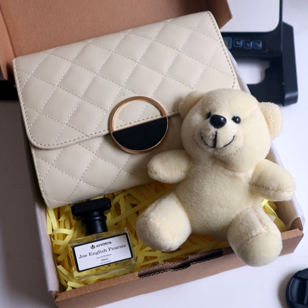 Hadiah Ulang Tahun Untuk Cewek