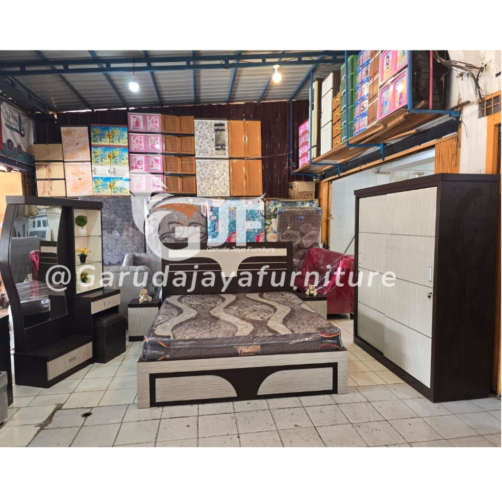 KAMAR SET/SET KAMAR/SET KAMAR PENGANTIN/ KAMAR SET MODERN KEKINIAN/LEMARI PAKAIAN SLIDING 3 PINTU FU