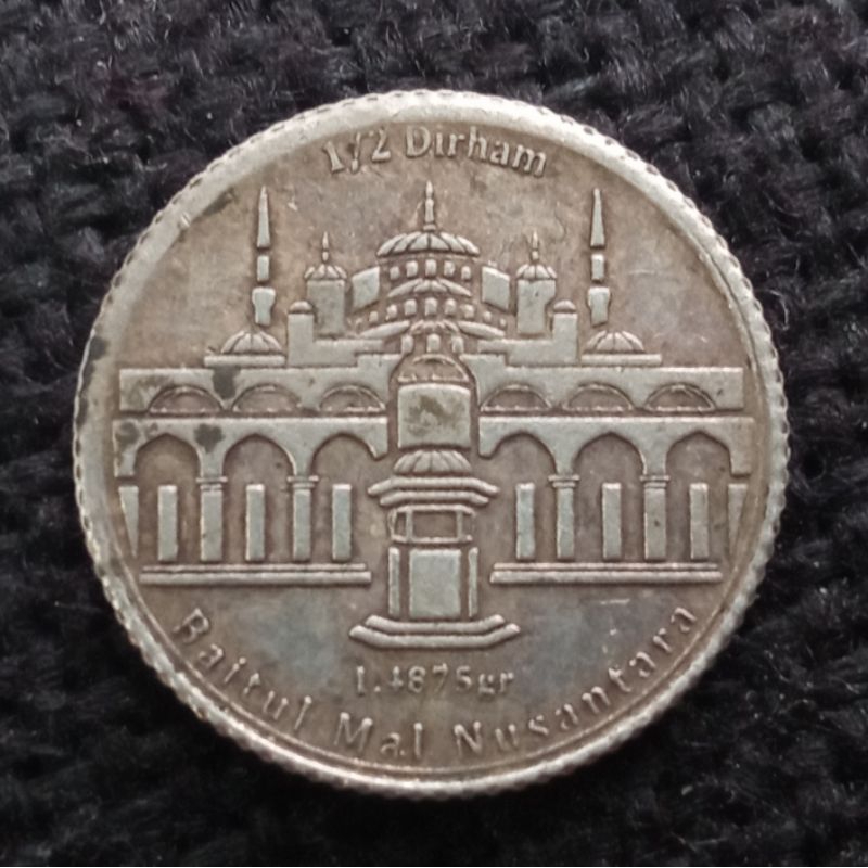 Koleksi Koin Perak Baitul Mal Nusantara 1/2 Dirham Gambar Masjid