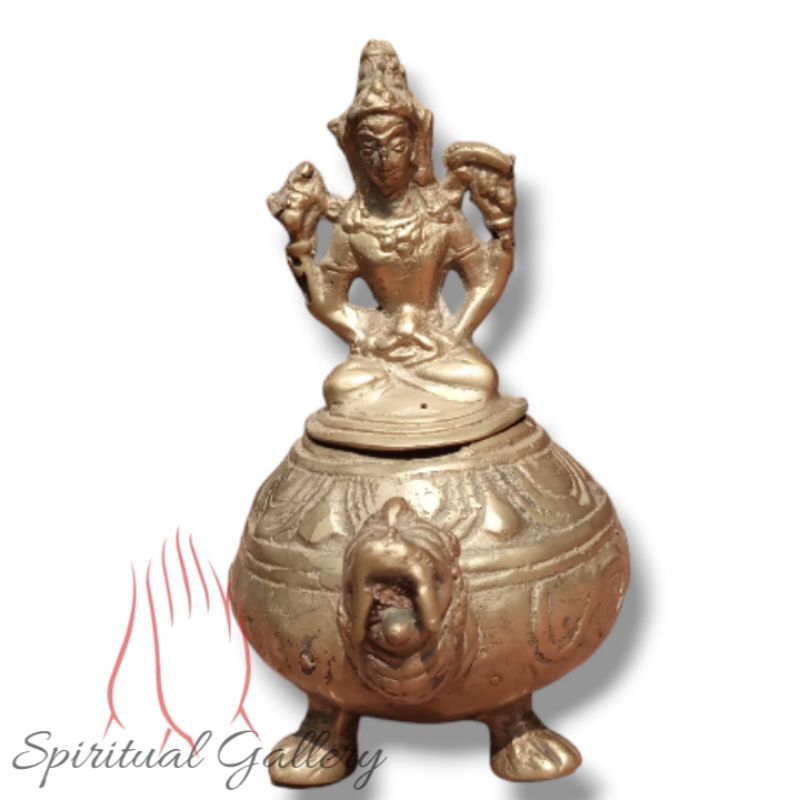 Tempat Dupa Kuningan Dewa Siwa