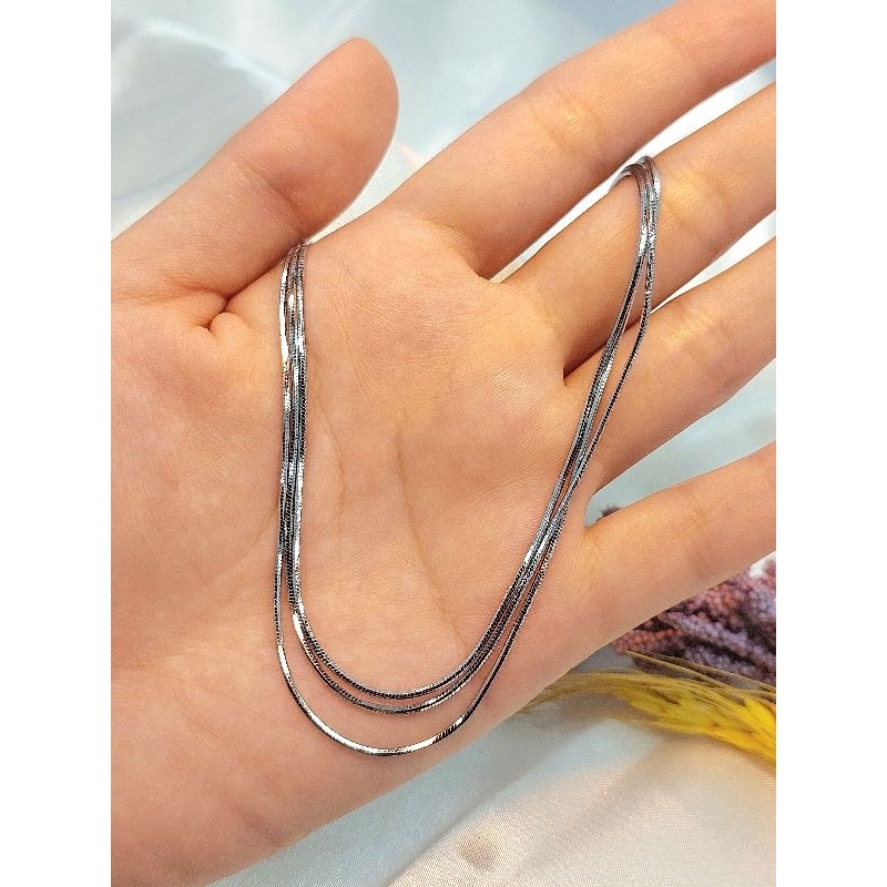 Kalung Casandra Putih Wanita Dewasa Titanium Putih Silver Anti Karat Tidak Berubah Warna