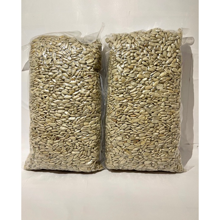 

Terjangkau KUACI KUPAS ROASTED SUNFLOWER 25 GR