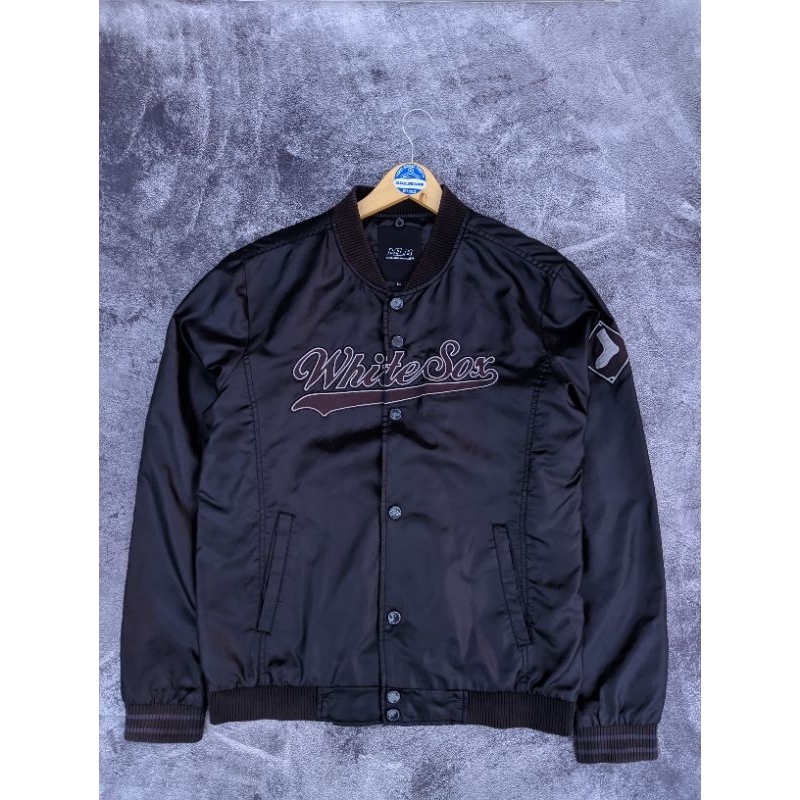 Varsity_MLB_Whitesox.black