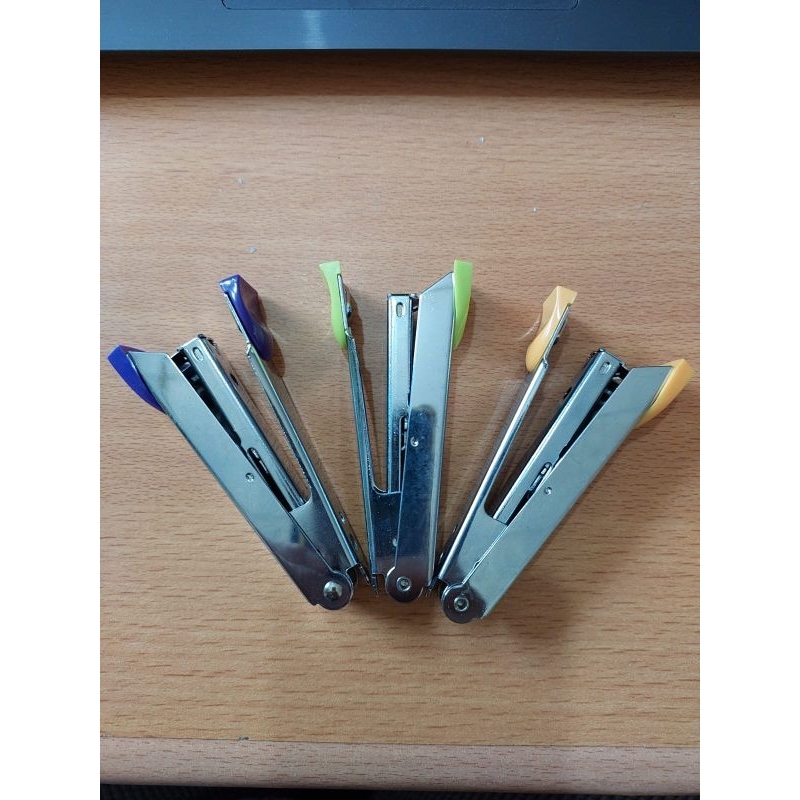 

(1 PACK) Mesin Staples / Stapler Hd - 10