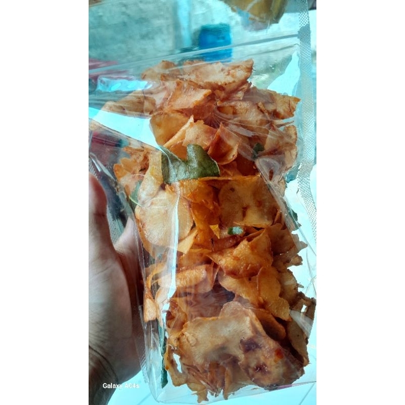 

keripik singkong pedas