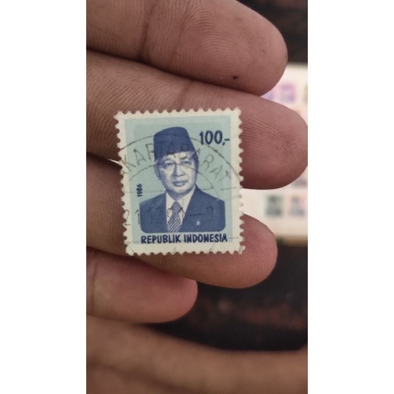 

prangko soeharto