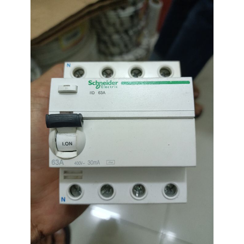 RCCB ELCB SCHNEIDER IID 4P 63A 30mA