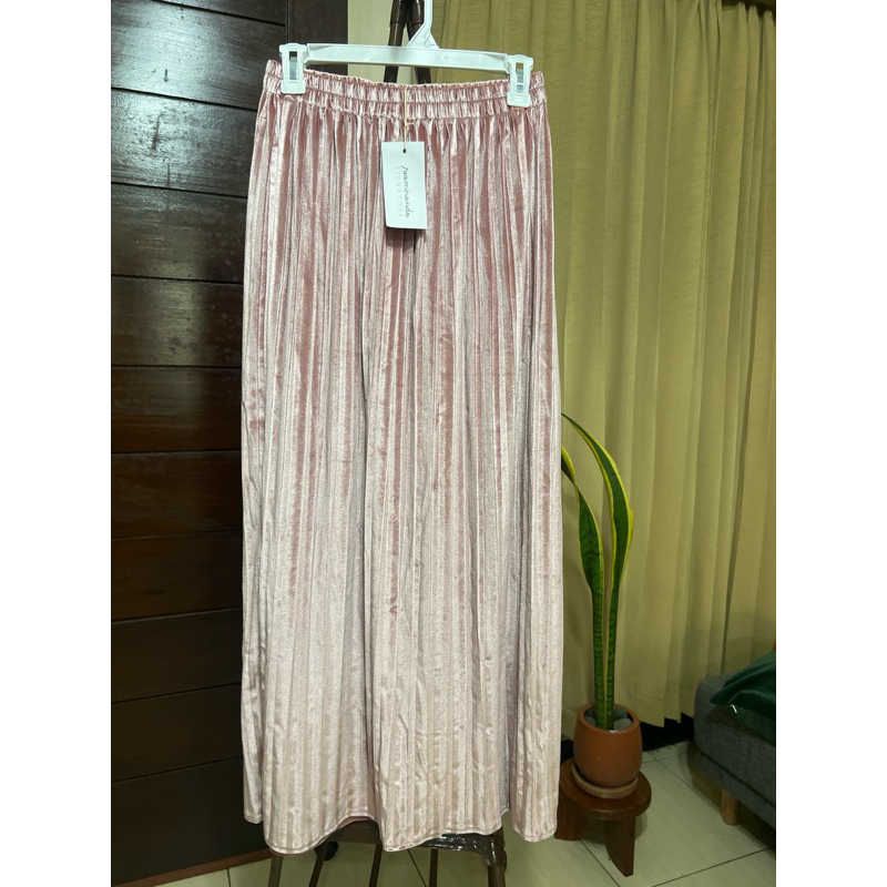 Abinaya Skirt (Ria Miranda)