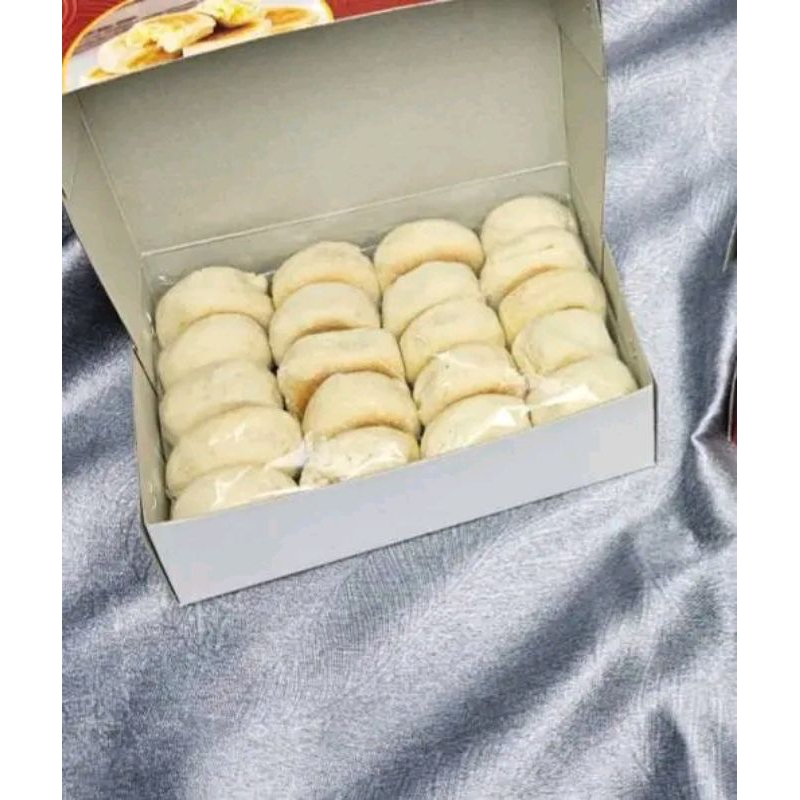 

Bakpia Kacang Hijau / Bakpia Coklat / Bakpia Buah | isi 20 pcs