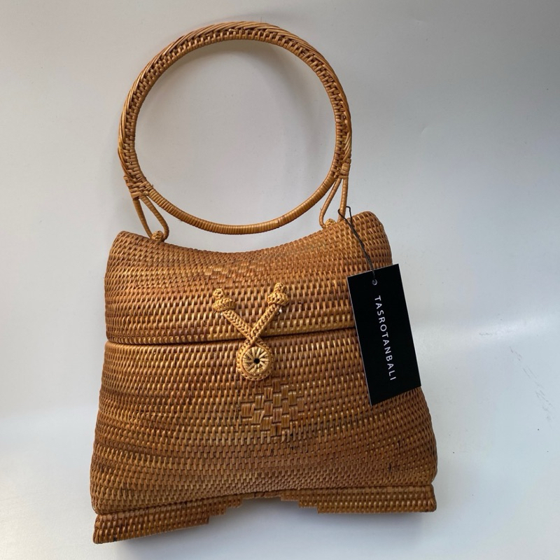 TAS ATE | TAS JINJING | TAS ROTAN BALI | TAS WANITA | TAS UNIK | HANDBAG | TAS PESTA