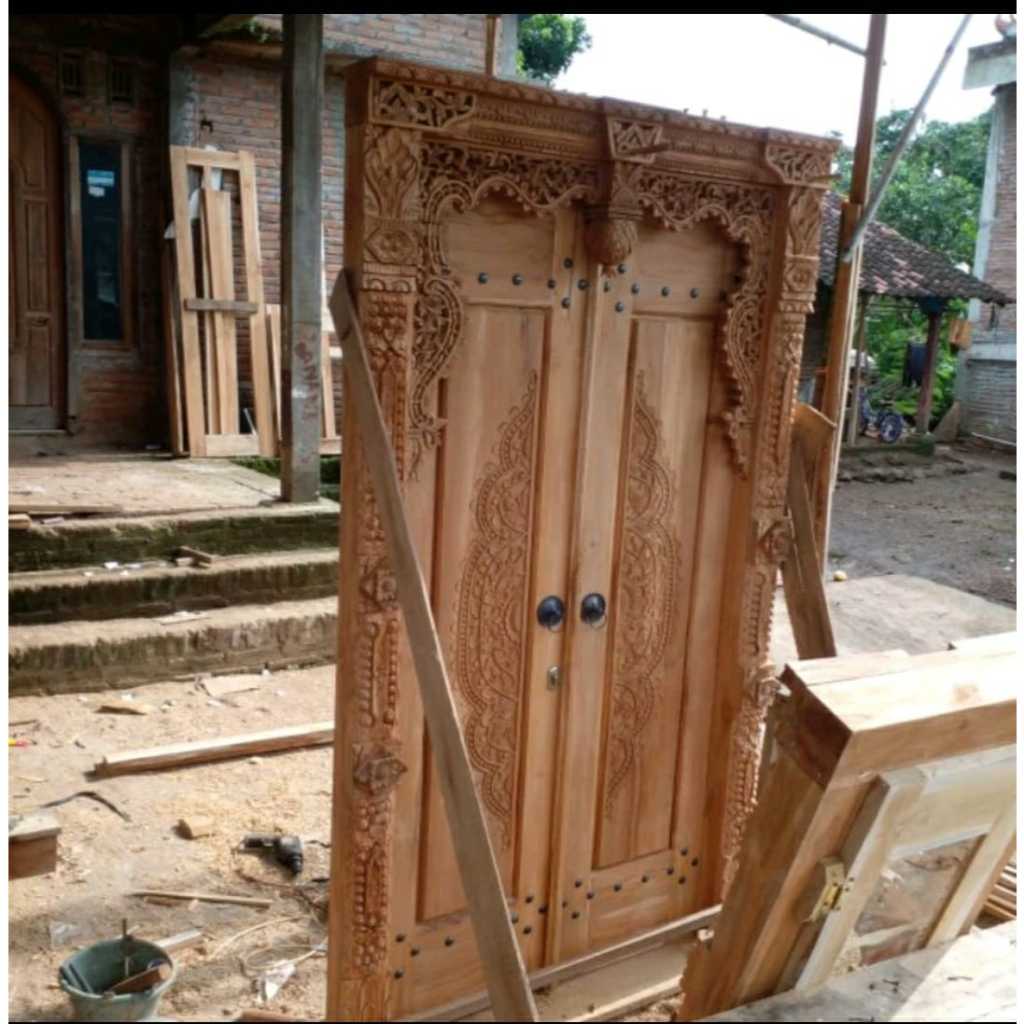 pintu ukir minimalis