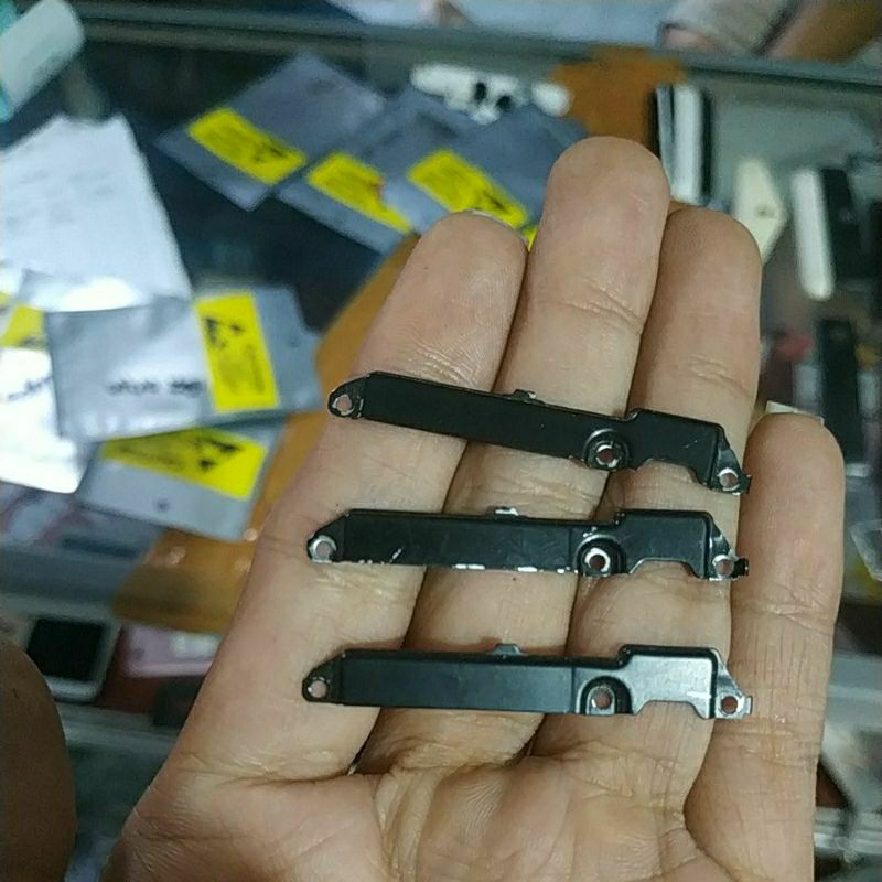 PENUTUP BAUD BEKAS OPPO F1F