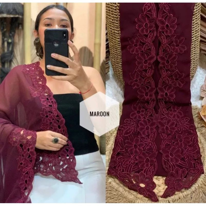 kain kebaya bordir motif bunga mawar.