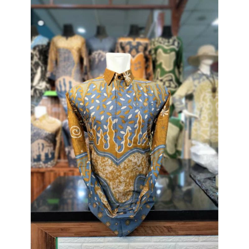 Kemeja Batik Lengan panjang DAMAR Wulan sudah di lapisi puring by Qistina Batik