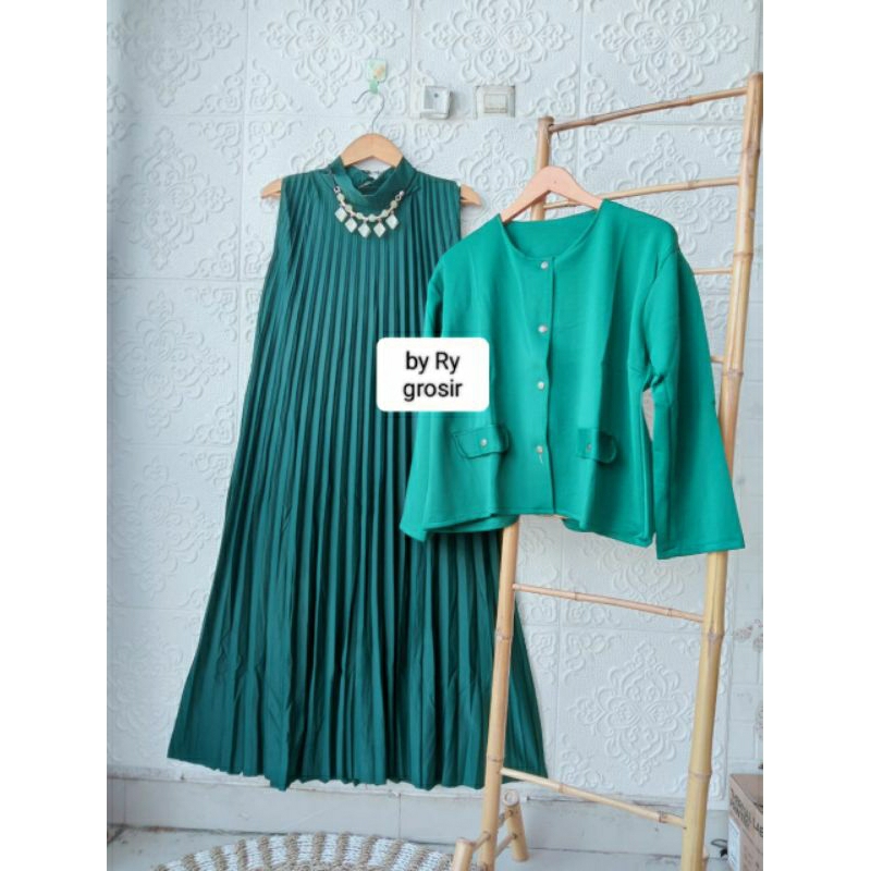 Setelan Wanita Jumbo Blazer Crop Iner Plisket Kekinian
