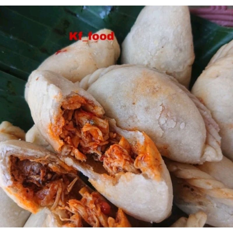 

Cireng Isi Ayam Suwir Pedas / Daging Sapi Mercon