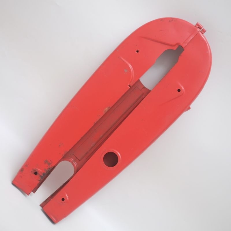 TUTUP RANTAI CHAINCASE KATENGKAS YAMAHA U5 U7 ORIGINAL NOS ORI BARU MERAH