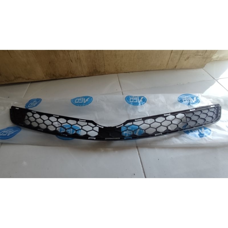 grill atas avanza veloz 2012