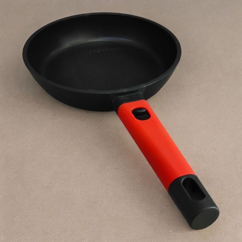 (BAYAR DI TEMPAT) IKUMI PAN / BAHAN ALUMUNIUM ALLOY / TIDAK LENGKET / SAUCE PAN / FRIED PAN / FRY PA