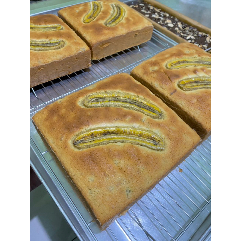 

bolu pisang/banana cake/bolu pisang buttery premium