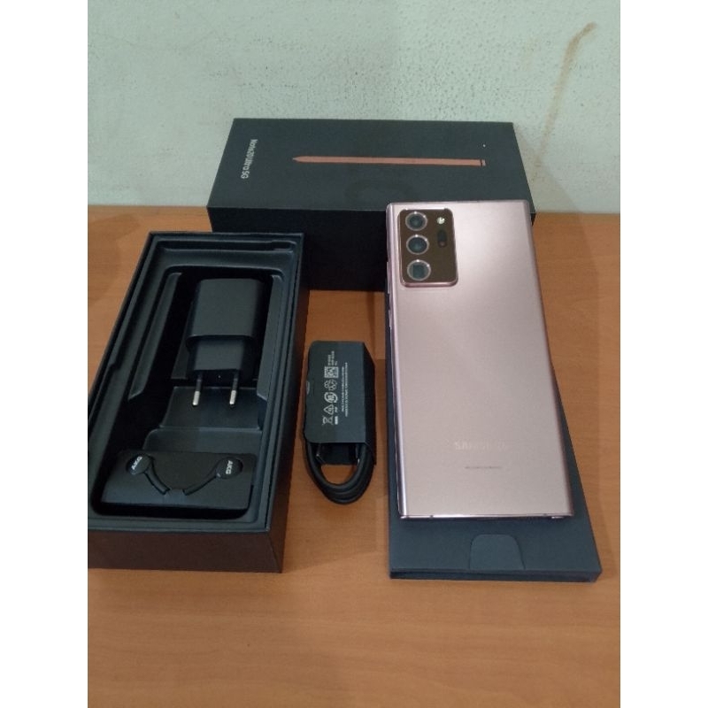 Samsung Galaxy Note 20 Ultra 8/256 GB Sein Fullset No Minus / Samsung Note 20 Ultra Second Like New