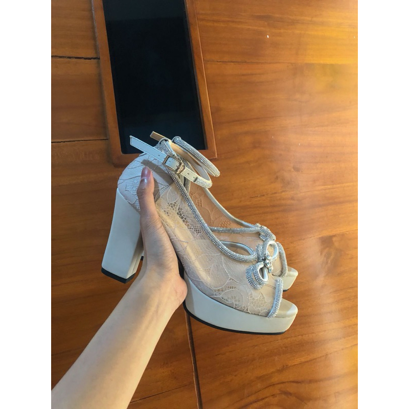 wedding shoes/wedding heels/heels pernikahan/heels pesta/party shoes/heels mewah..