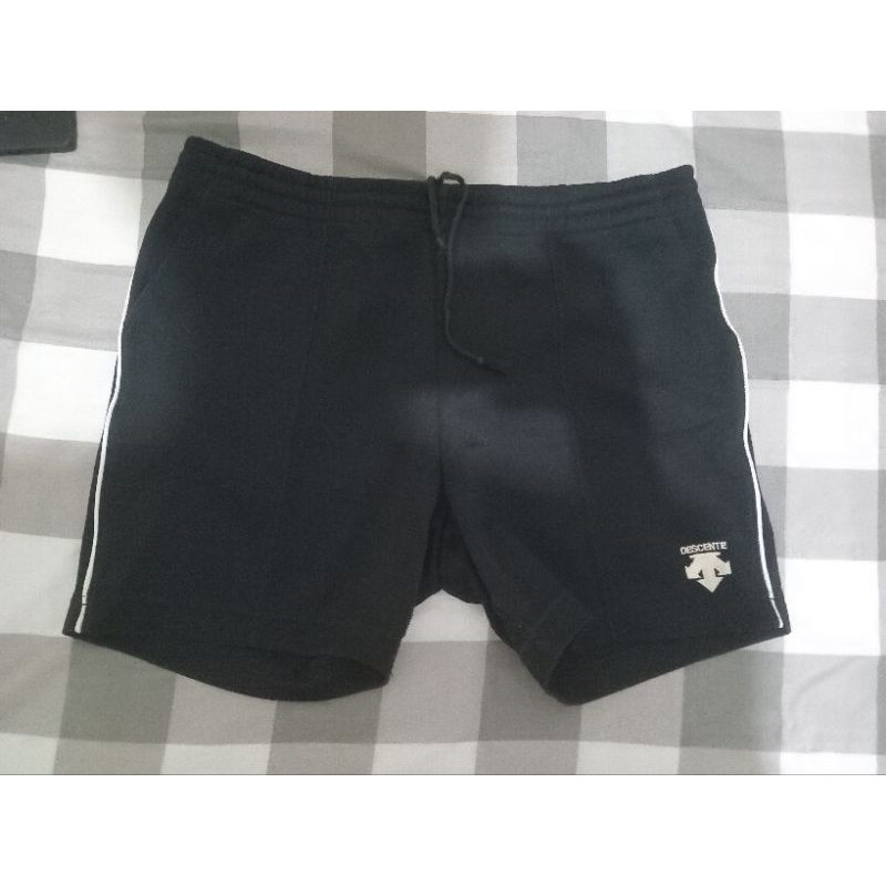 DESCENTE SHORT PANTS (Sz.33-34)