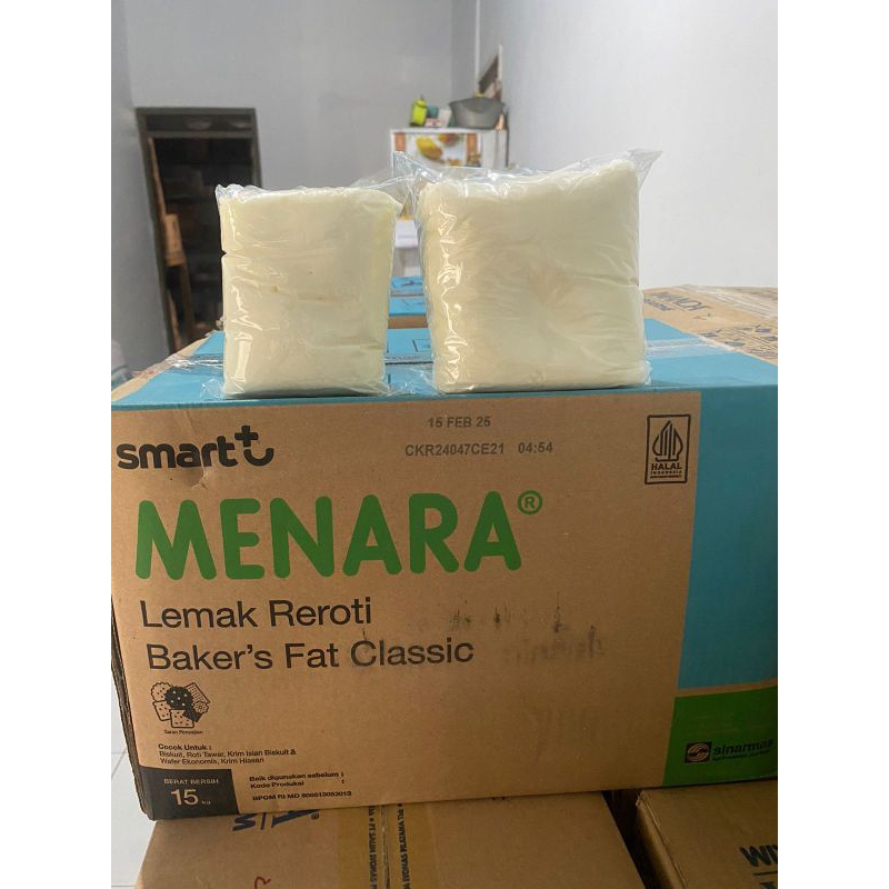 

Menara cream mentega putih