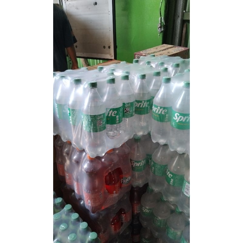 

Minuman Soda Coca Cola, Sprite dan Fanta Botol 1L