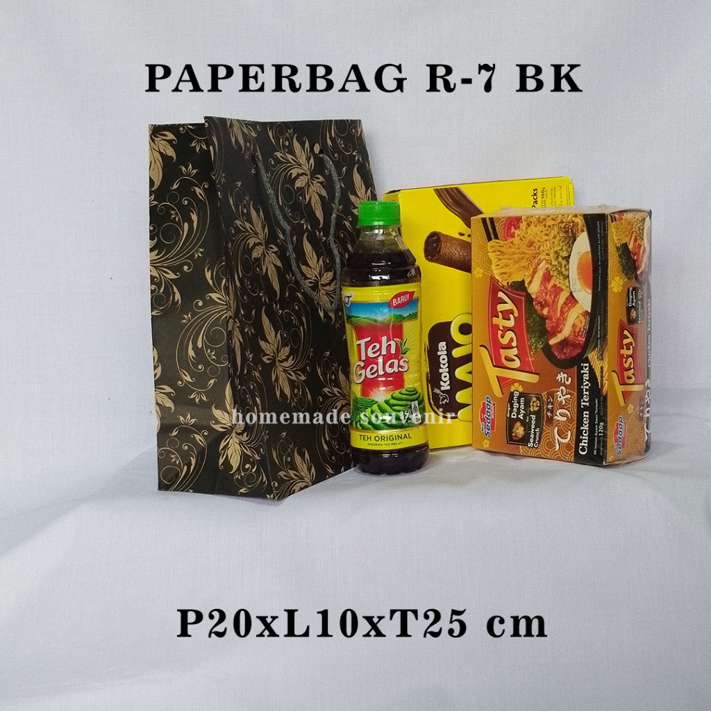 

(Bisa Pilih Motif) Paperbag R7 BK Motif 1 Warna Ukuran 20x10x25 Cm Isi 1 Pcs - Tas Souvenir