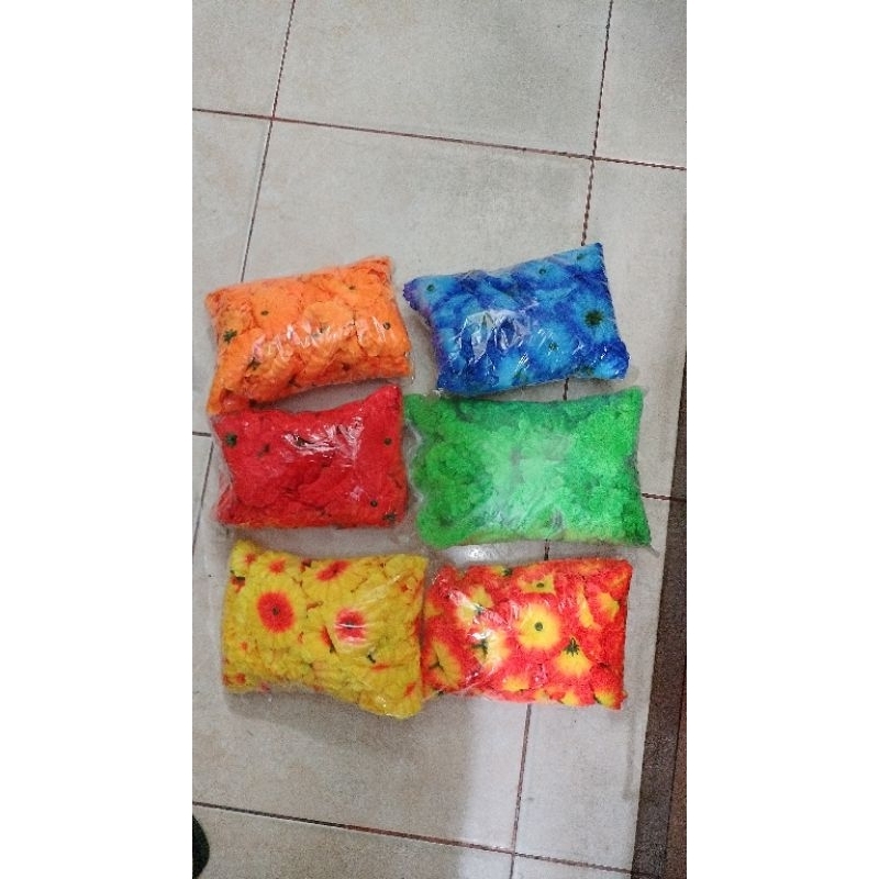 bunga suyok jumbo 6cm 4lapis perbungkus isi 100