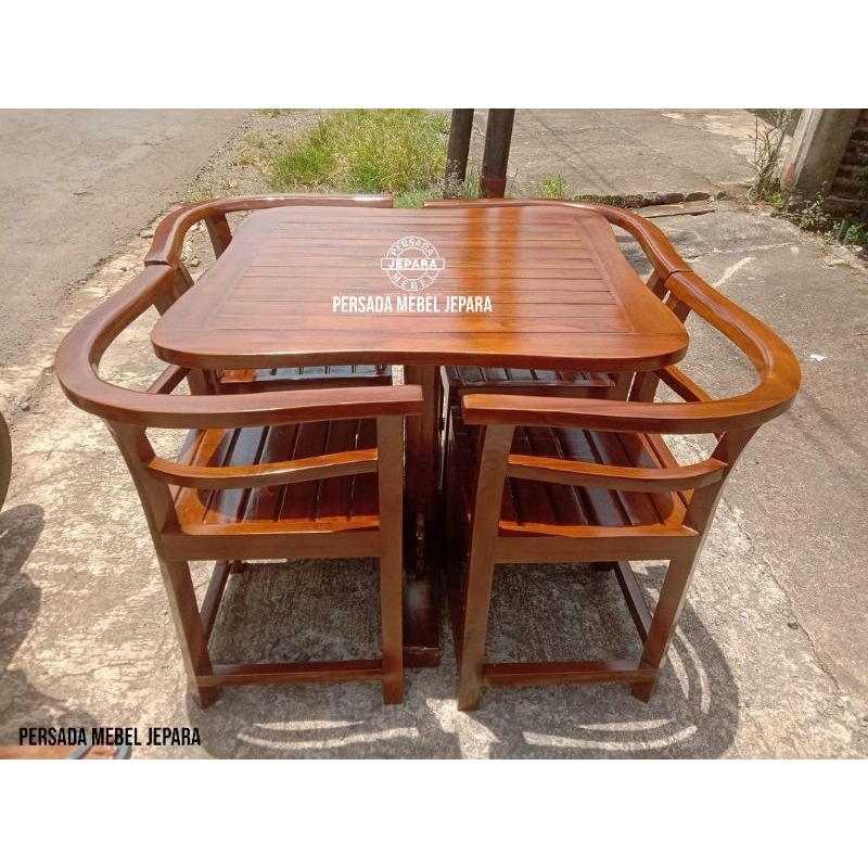 Meja makan minimalis / Meja makan jati / Meja makan / Meja / Kursi / Kursi makan / Kursi makan jati 