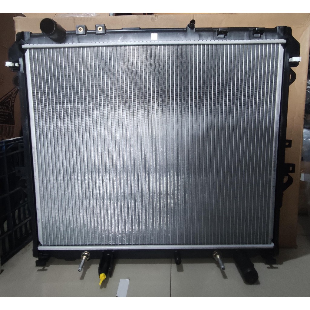 Radiator innova reborn diesel MAtic