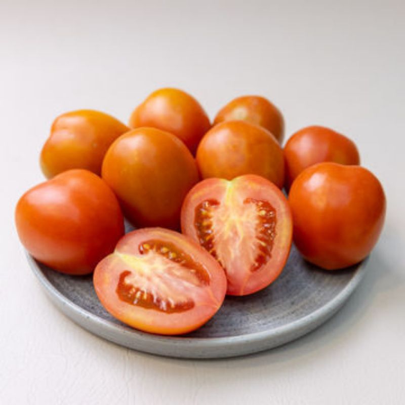 

Sayur Tomat merah segar