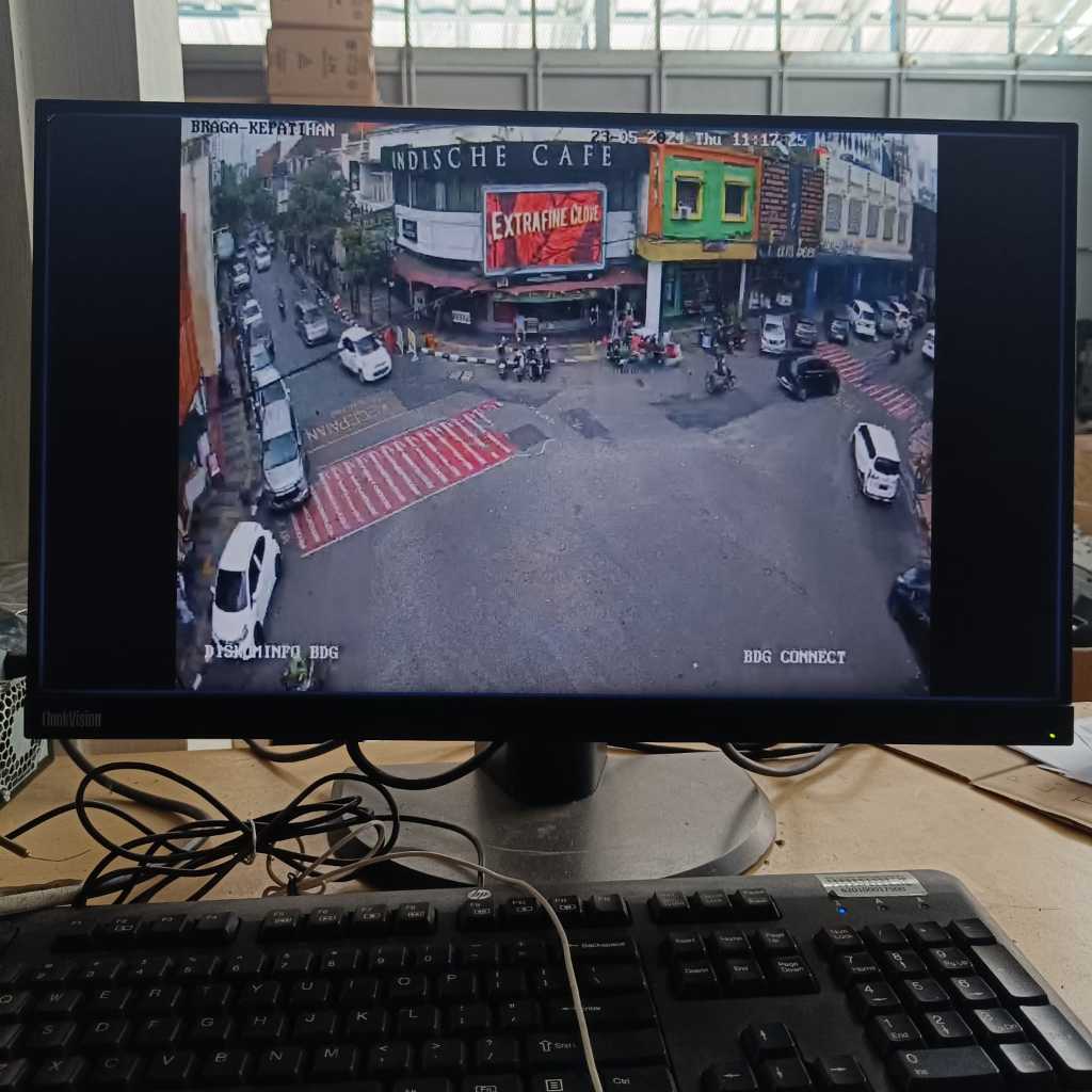 Monitor 24 inch / 23 inch CCTV FHD IPS Lenovo Frameless LED Grade B