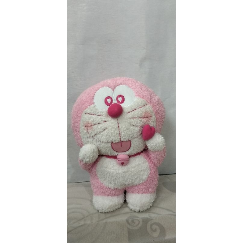 Doraemon pink