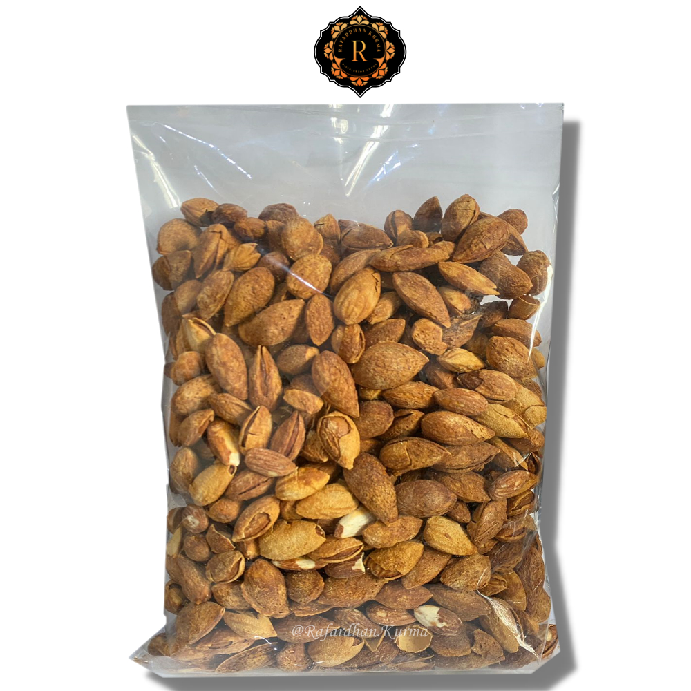 

Kacang Almond susu [1Kg] /Kacang Almond Roasted Premium Quality