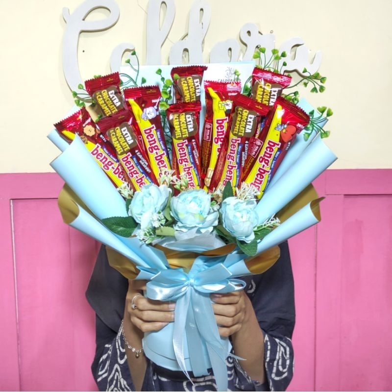 

RB Buket bunga coklat bengbeng wisuda