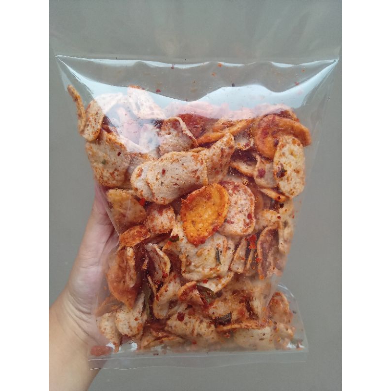 

BASRENG IKAN SEPEREMPAT BALADO DAUN JERUK 250GR