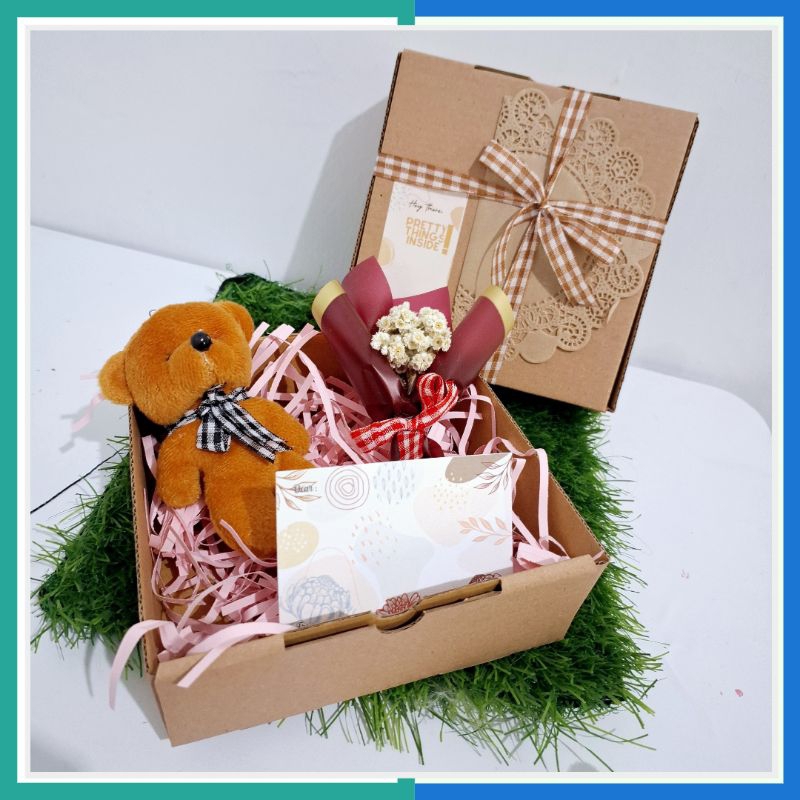 

Boneka Wisuda Medium l mini gift l gify wisuda l boneka buket l buket dry flower l buket bunga l boneka buket