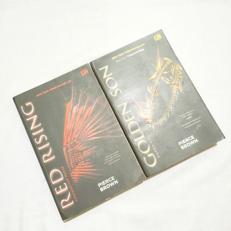 (ORIGINAL) RED RISING - NOVEL PIERCE BROWN - GOLDEN SON MORNING STAR