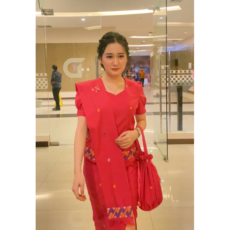 BAJU TENUN TORAJA / SETELAN BAJU TORAJA / SETELAN BAJU ADAT TORAJA