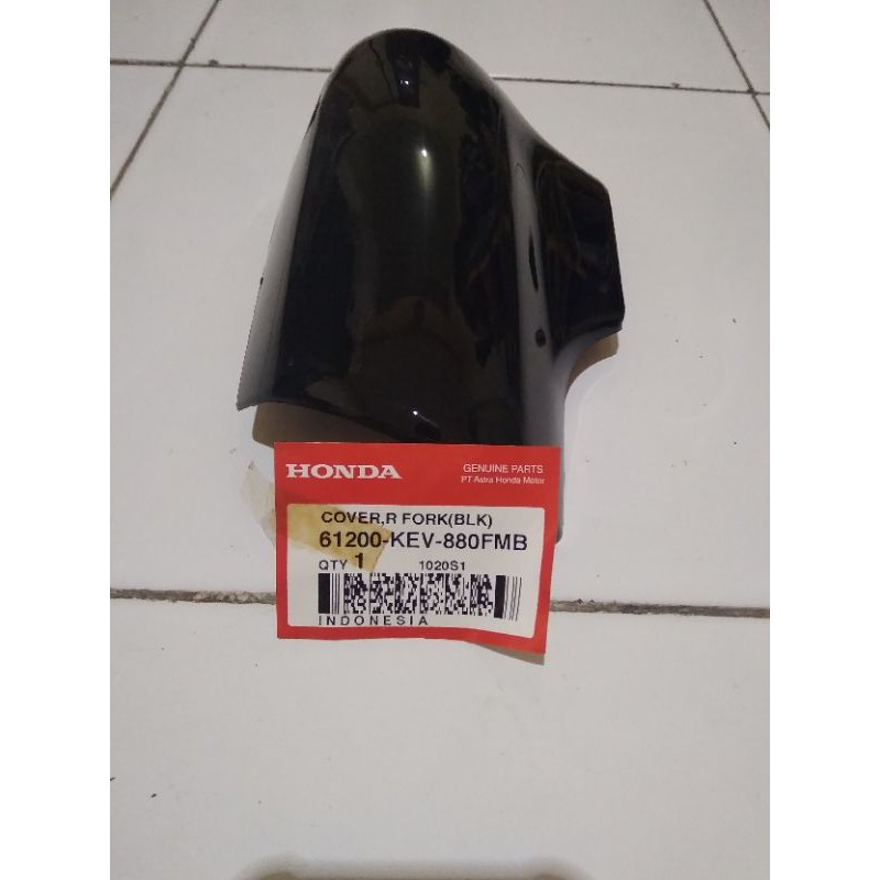 Kupingan shoc kanan supra tromol | 61200KEV880FMB