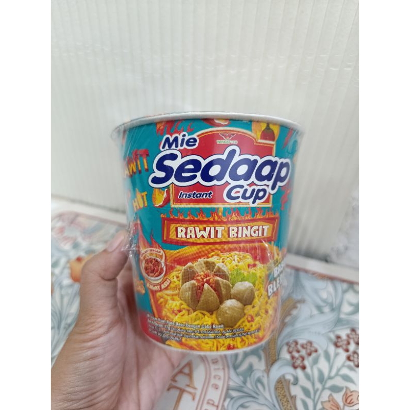 

mie sedap cup rasa baso gluduk cabe rawit