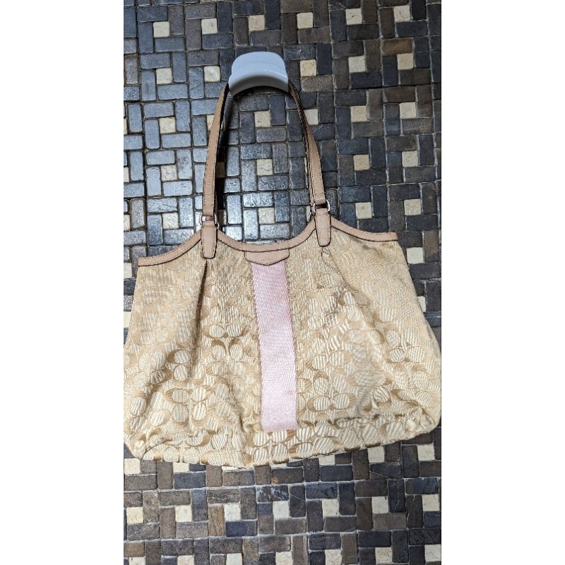 Tas handbag merk COACH